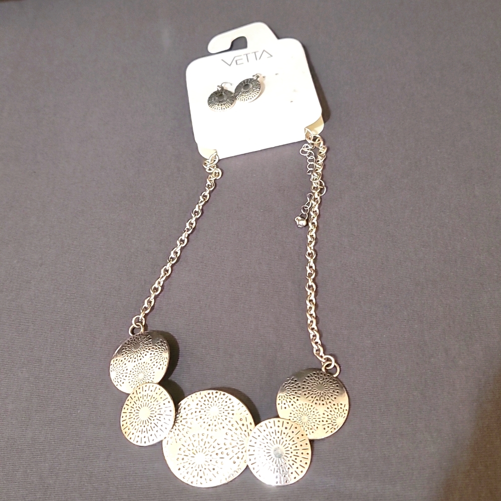 Item #148 Fashion jewelry set